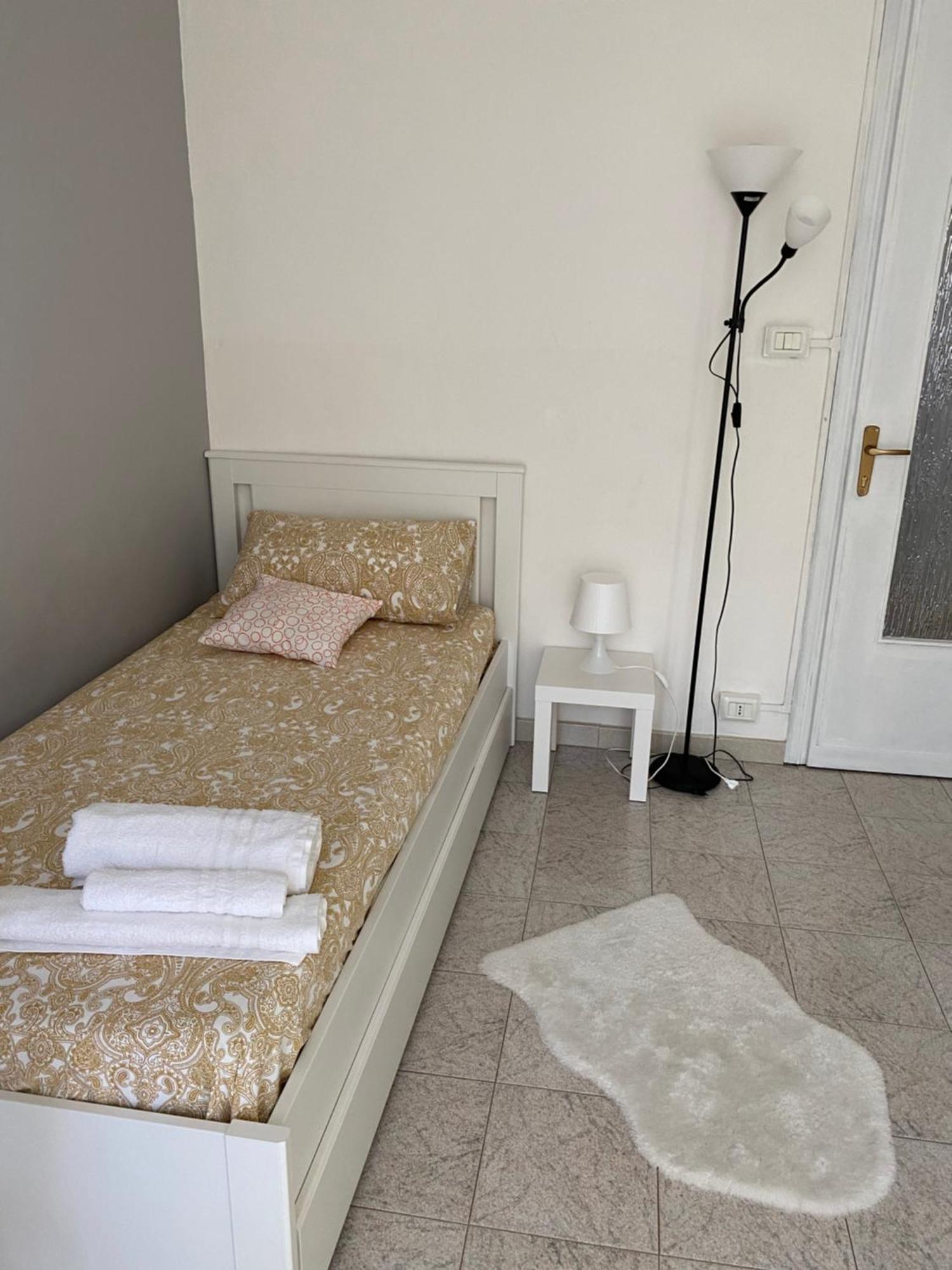 Appartamento Spazioso Vicino Al Centro Turin Exterior photo